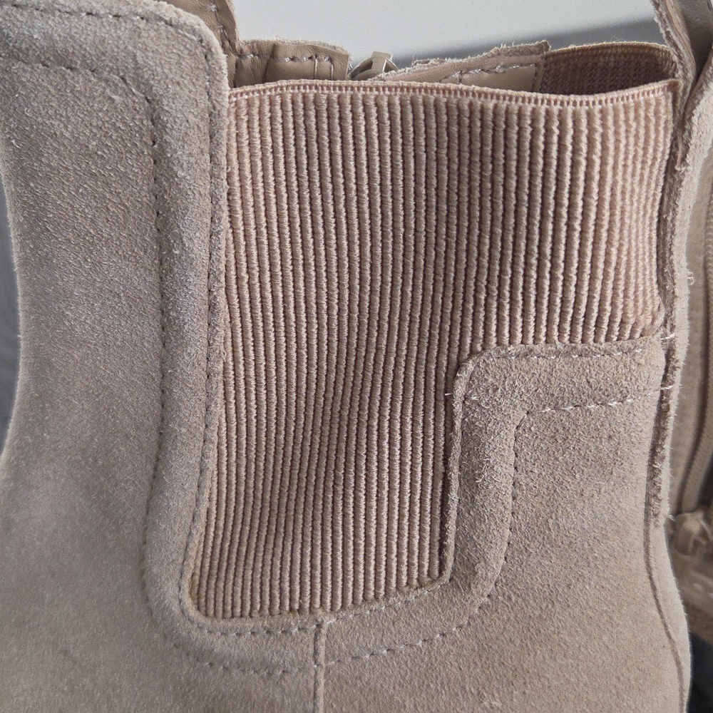 Chelsea & Violet Lug Sole Ankle Boots - Taupe Lottie 9M Leather Suede. Lug Sole - Picture 11 of 16